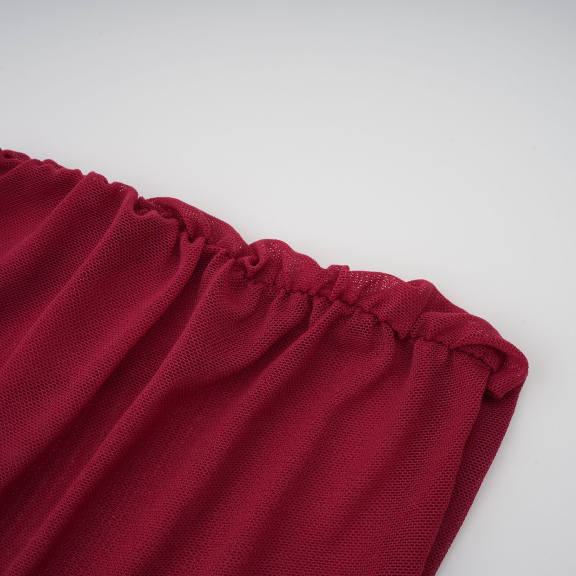 Sylphe Rotes asymmetrisches Maxikleid aus gerafftem Netzstoff