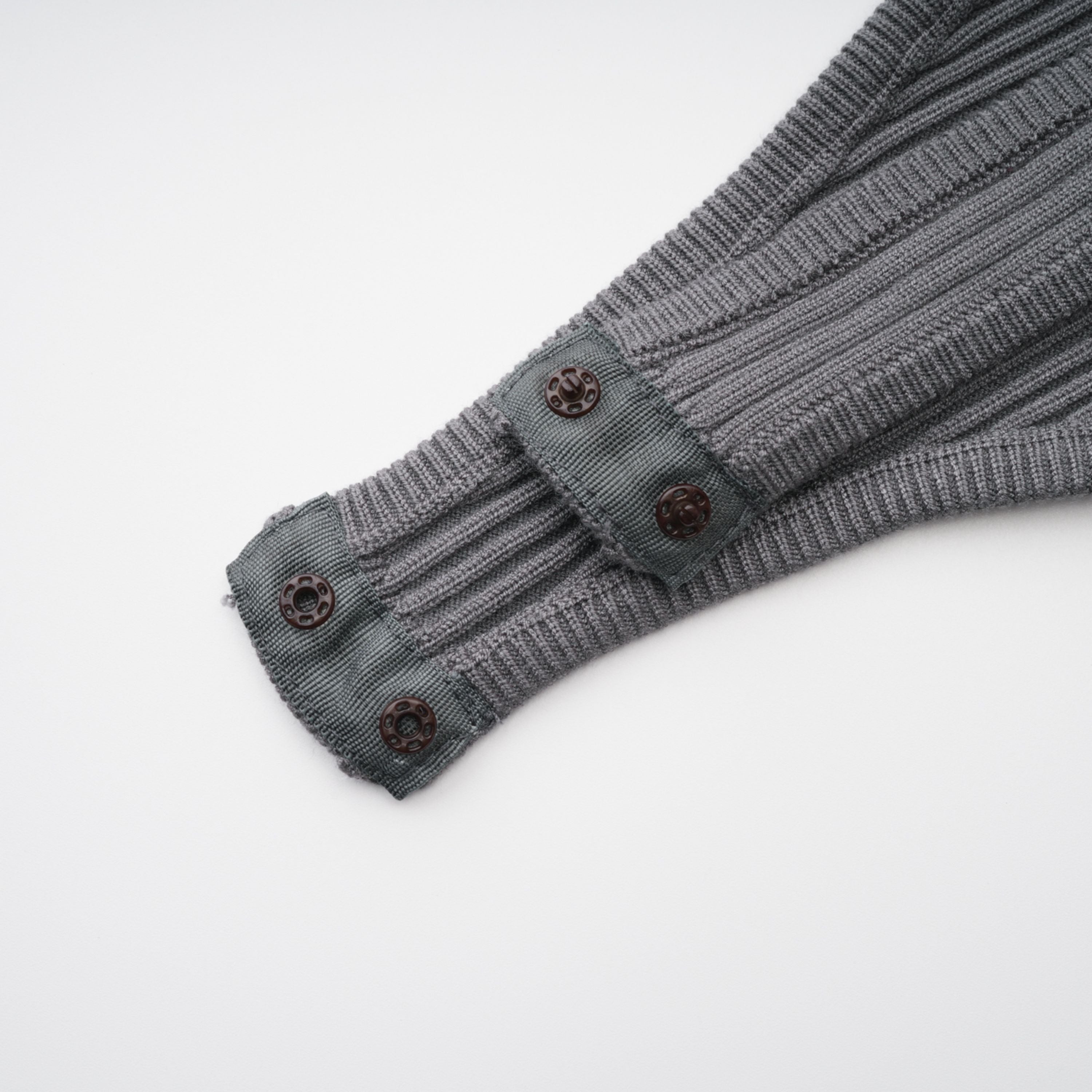 Claire Grey geripptes Strick-Body- und Hosen-Set