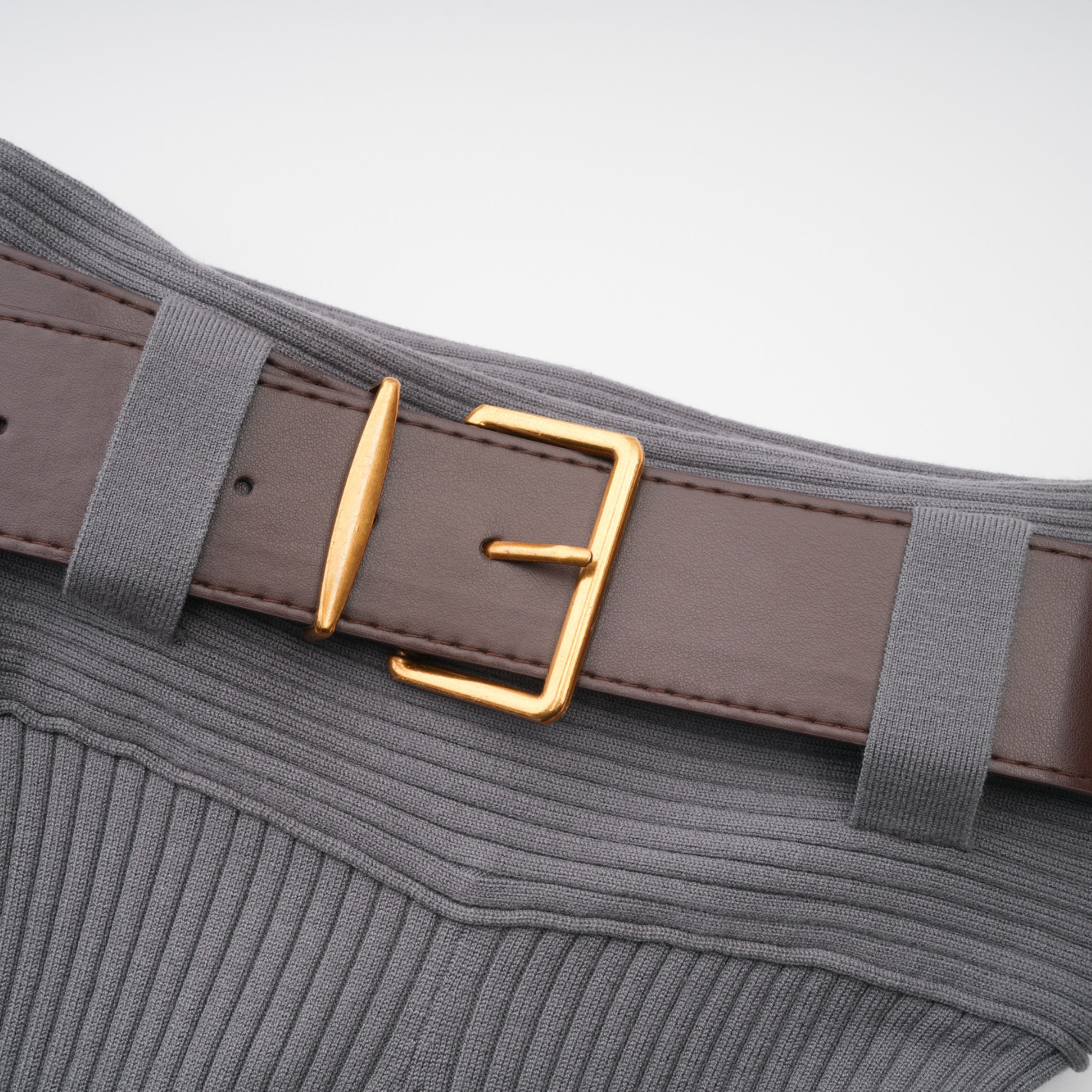 Claire Grey geripptes Strick-Body- und Hosen-Set