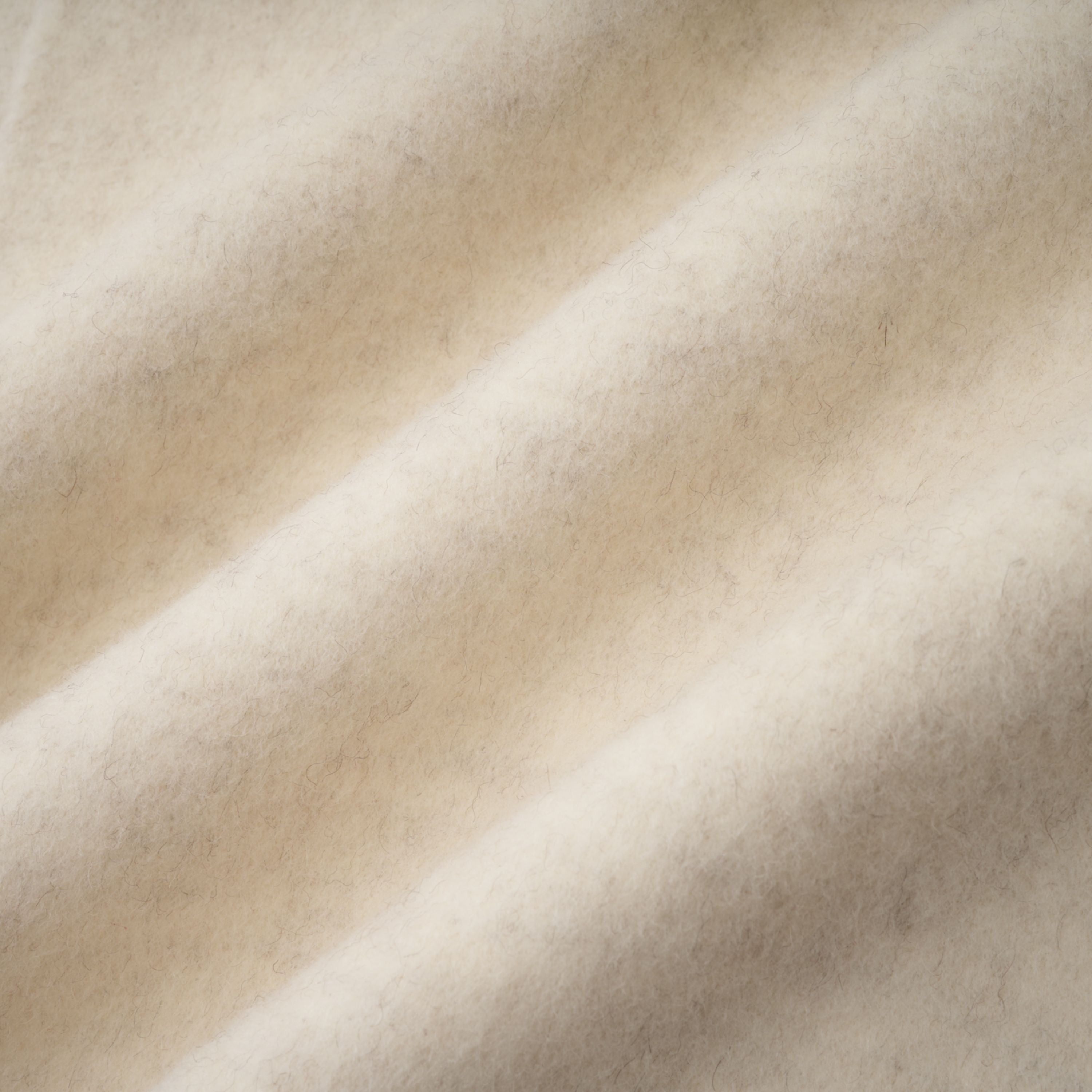 Cecilia Weißer Mantel mit Gürtel und Pelzbesatz