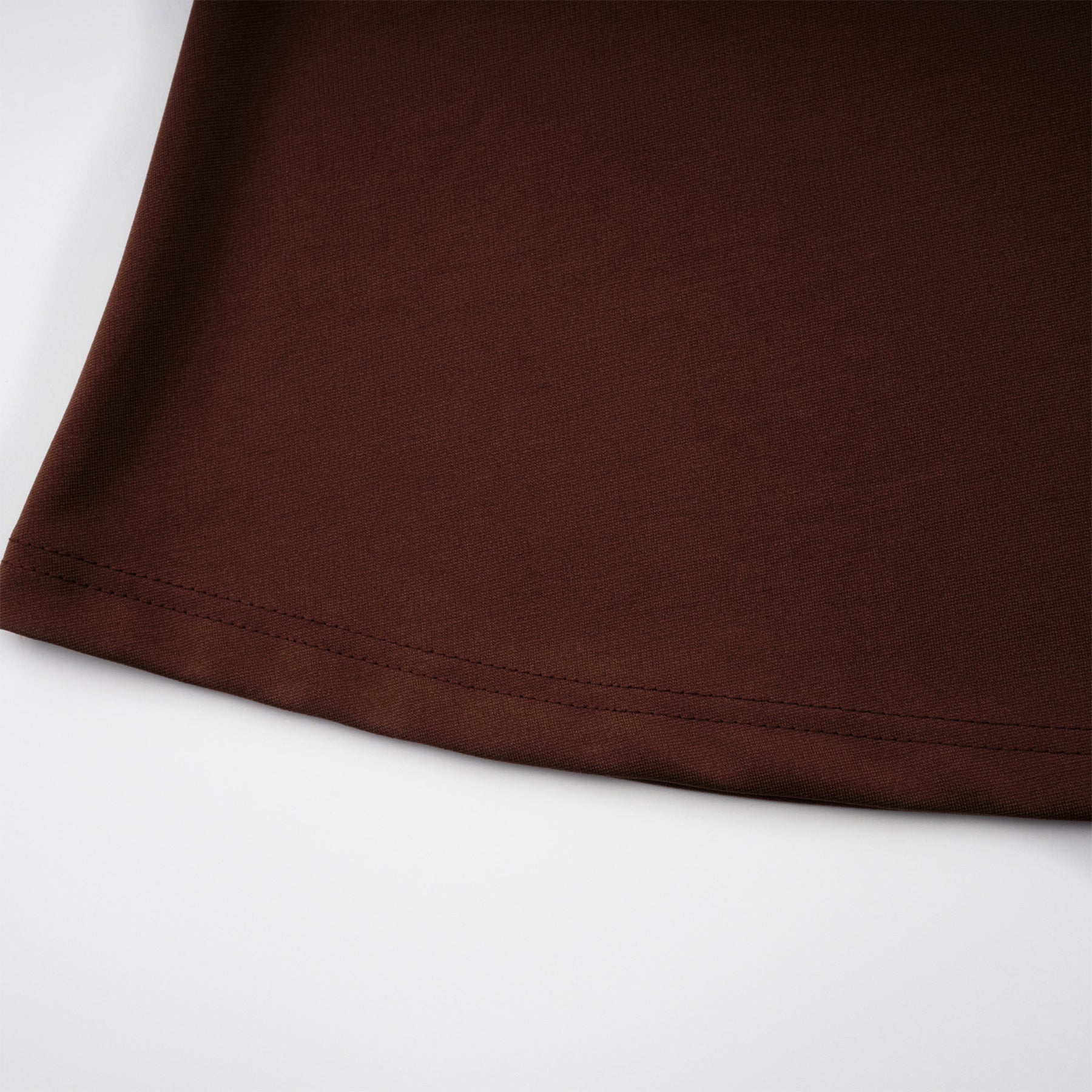 Georgiana Brown Spitzen-Maxikleid mit ausgestelltem Rock