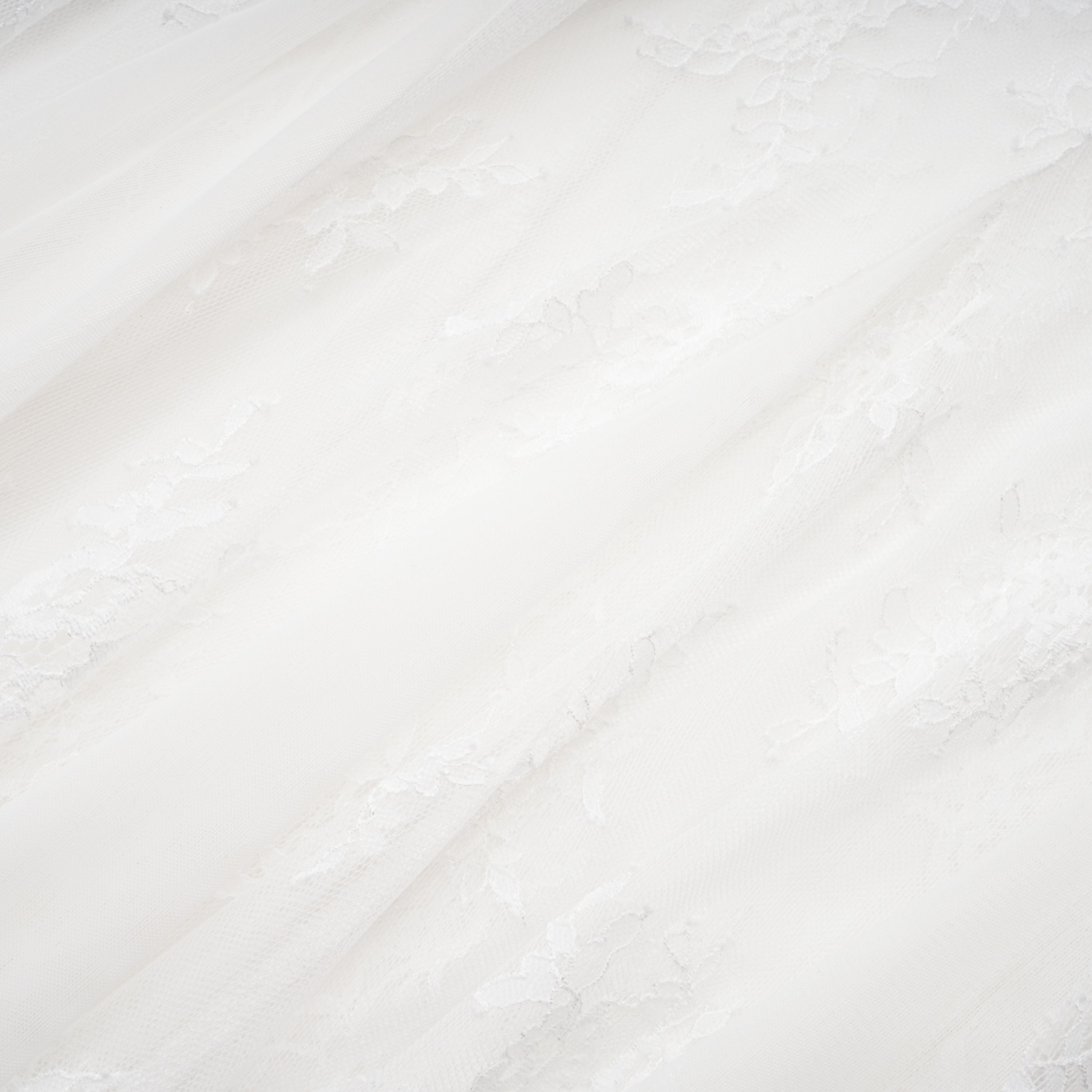 Margherita Weißes Spitzenkleid mit Blumenmuster & Rock-Set