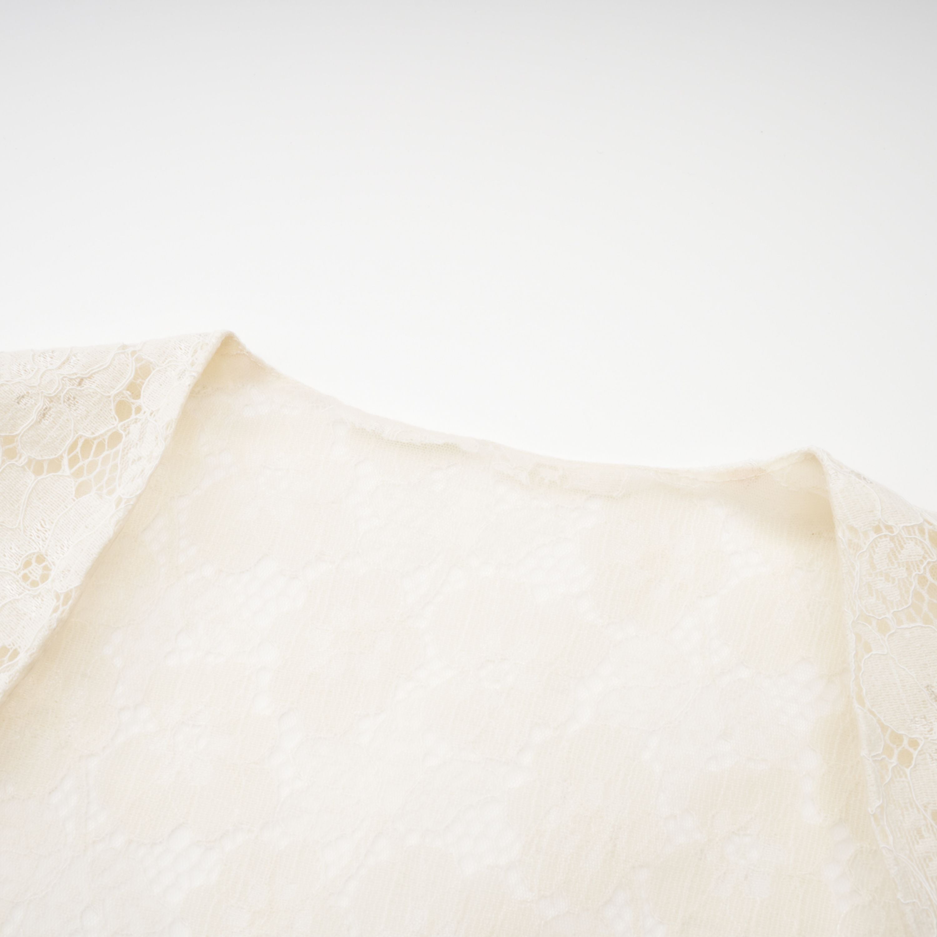 Celina Maxikleid aus weißer Spitze mit Korsett