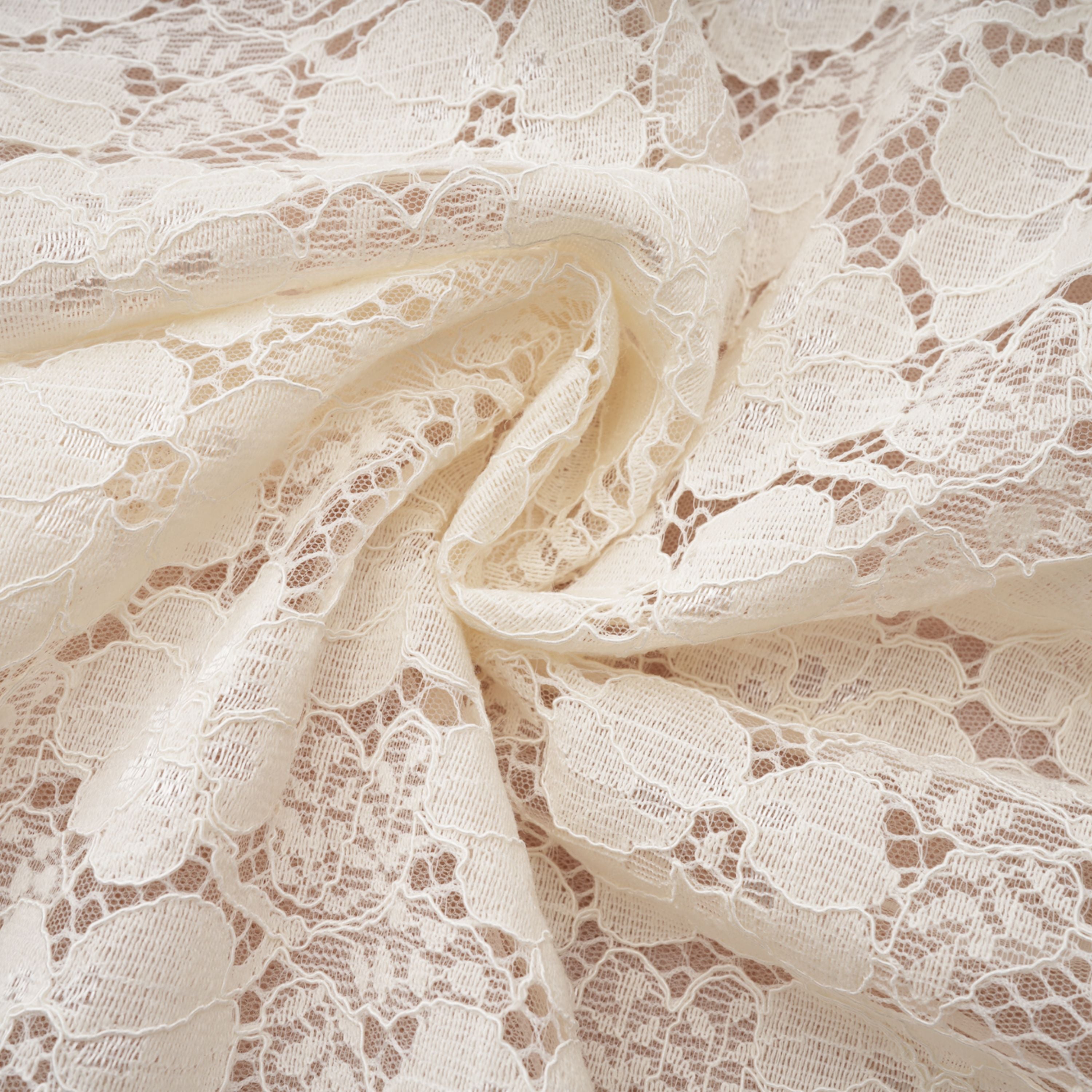 Celina Maxikleid aus weißer Spitze mit Korsett