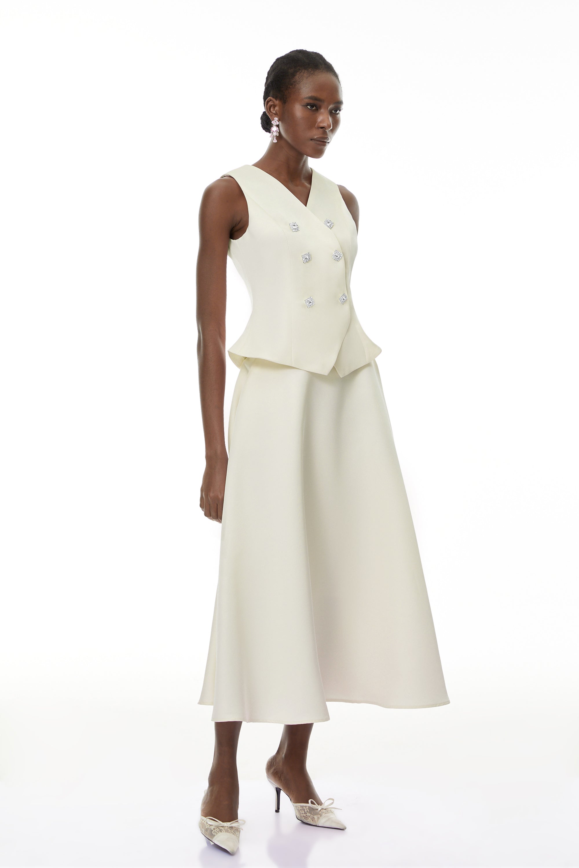 Wilhelmine Neutrales Set aus verziertem Oberteil und Rock