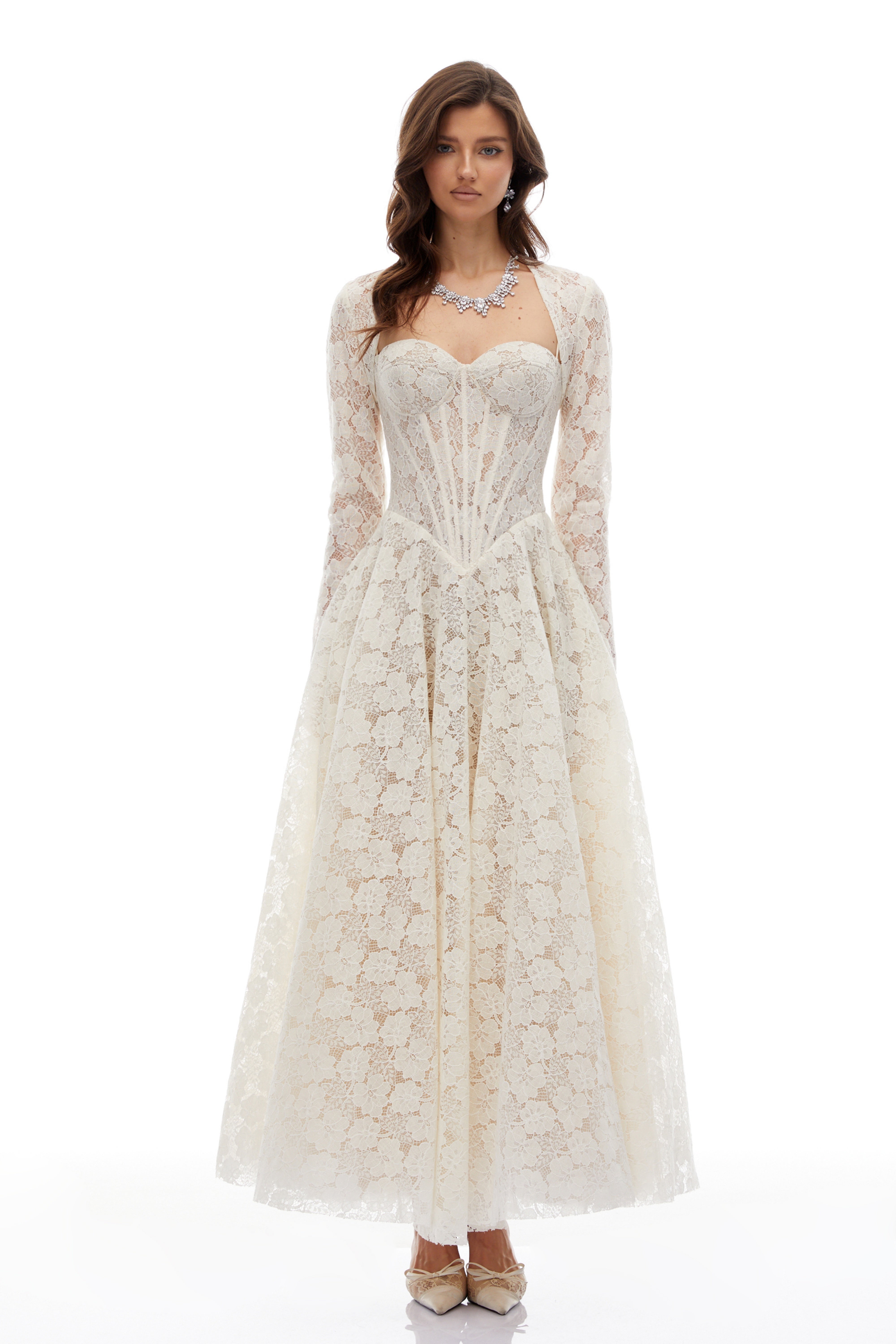 Blumiges Spitzenkleid