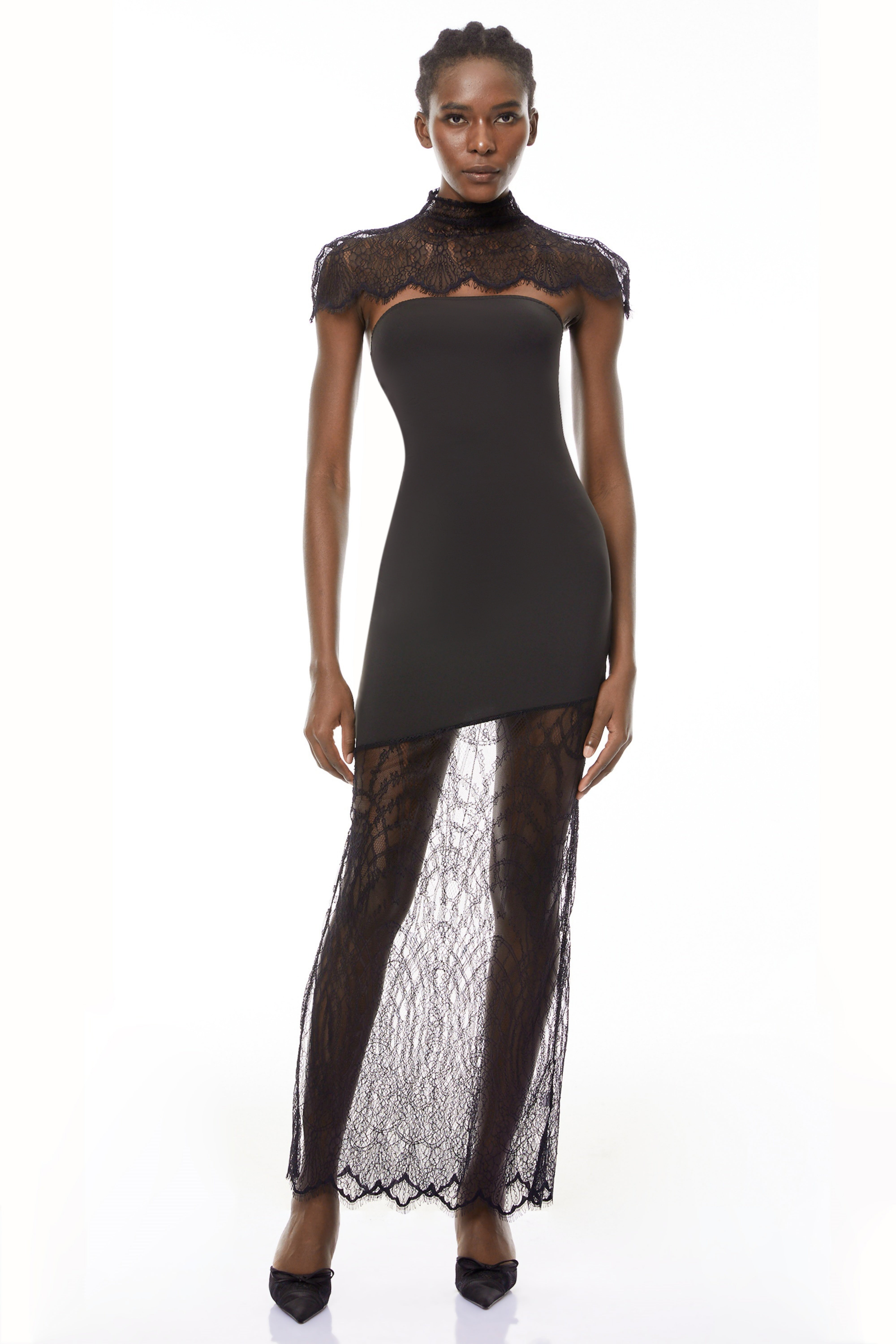 Arianna Schwarzes Set aus Blütenspitzen-Schal und Kleid