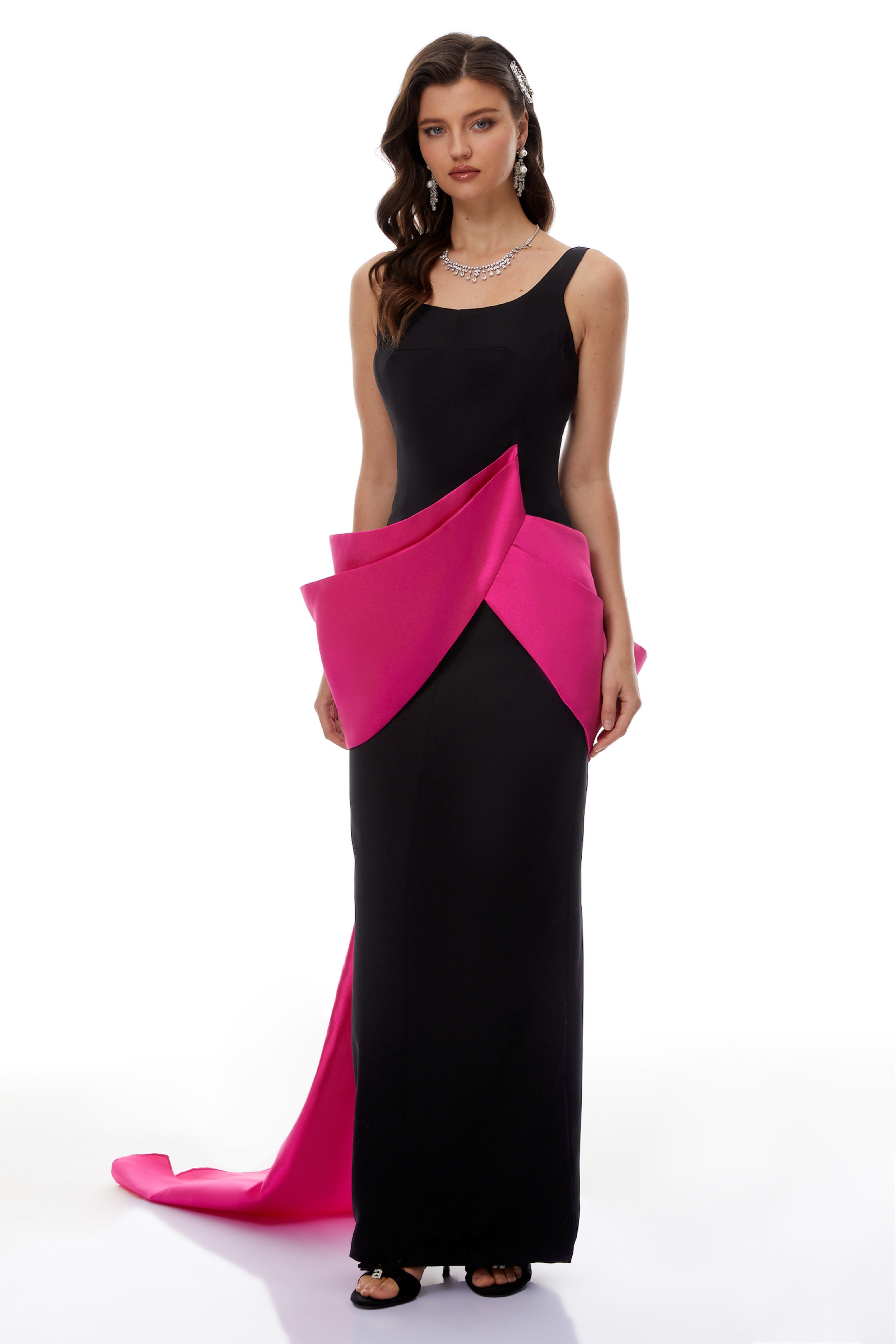 Aurora Schwarzes Color-Block-Maxikleid mit Lagenlook