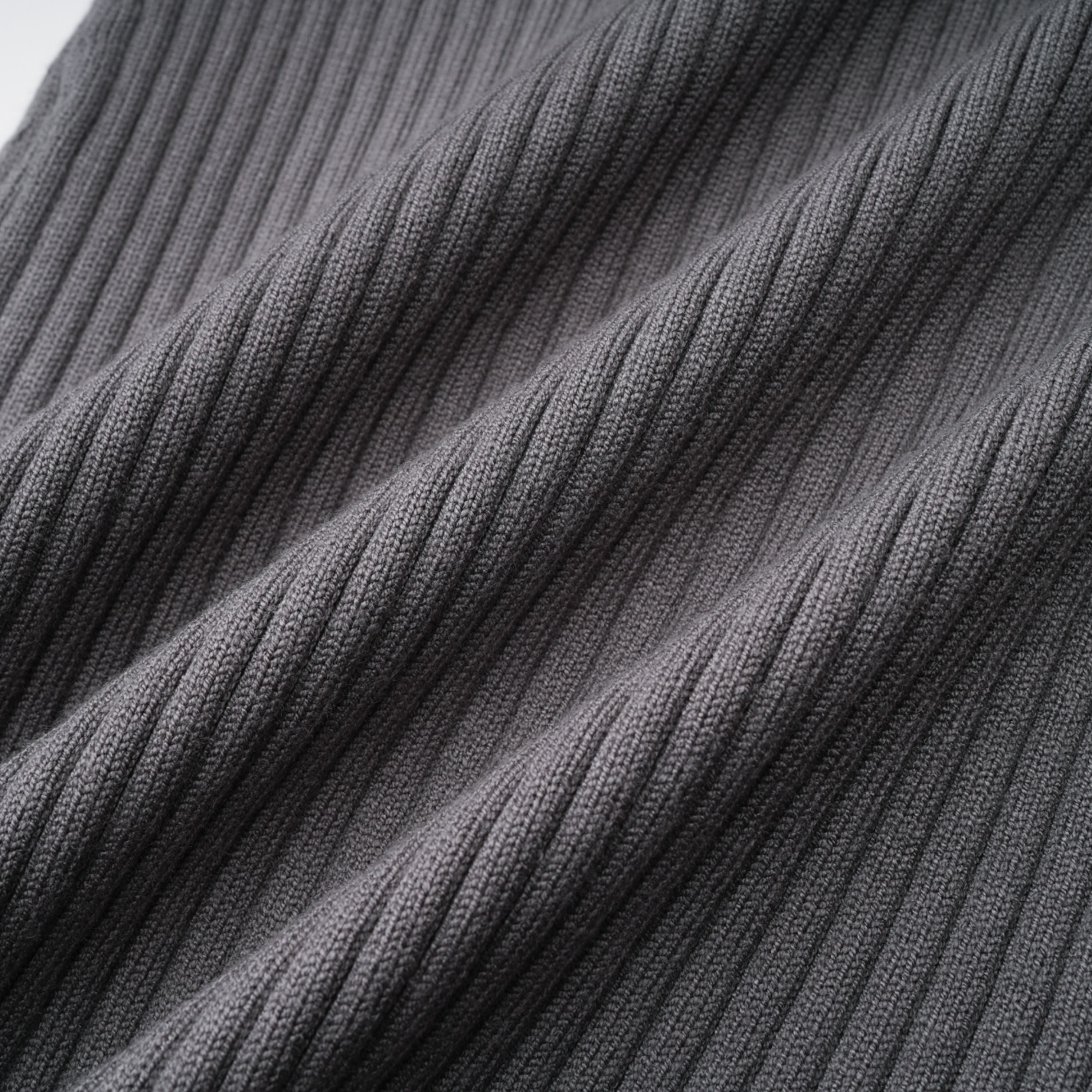 Claire Grey geripptes Strick-Body- und Hosen-Set