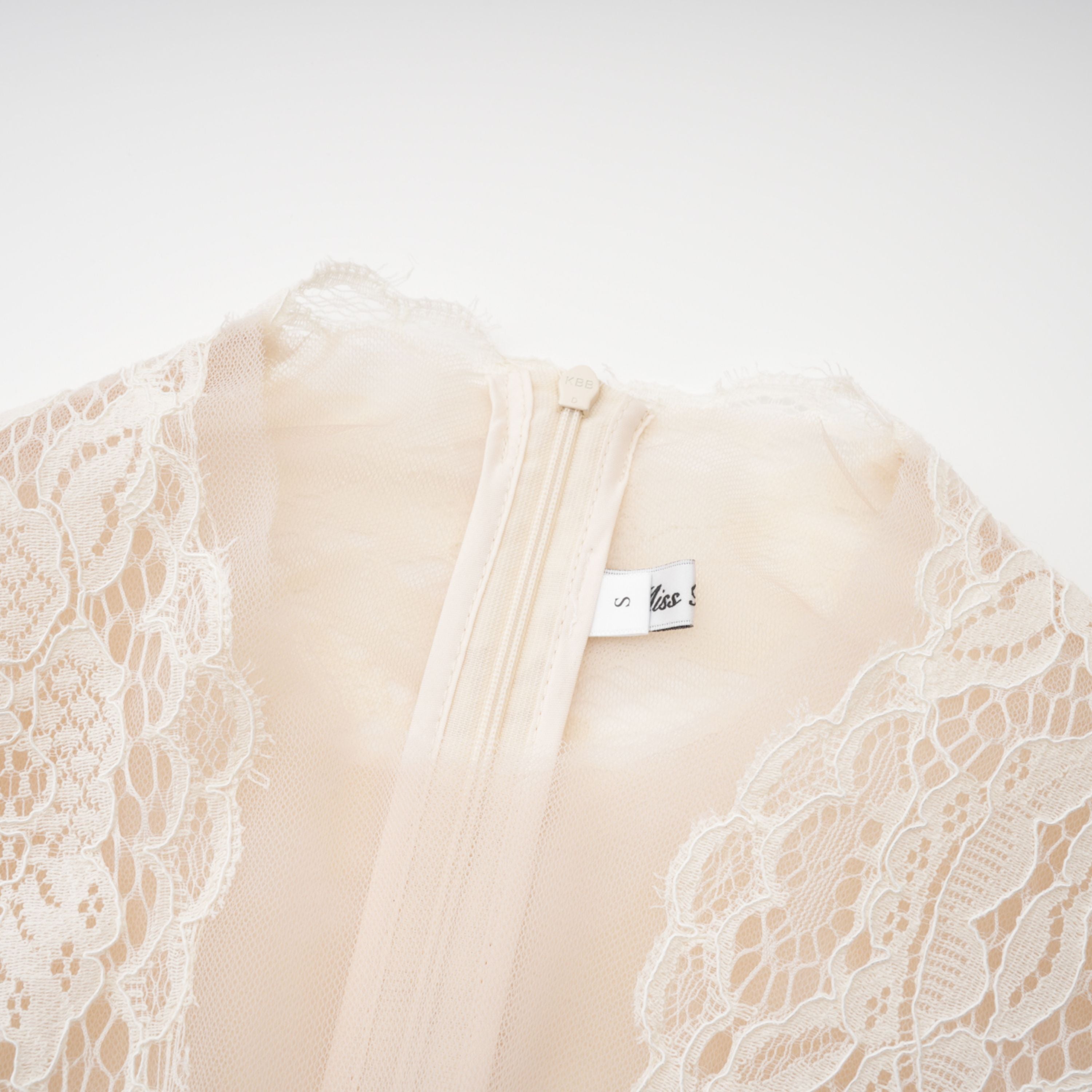 Oliana Maxikleid aus Elfenbeinfarbene Spitze