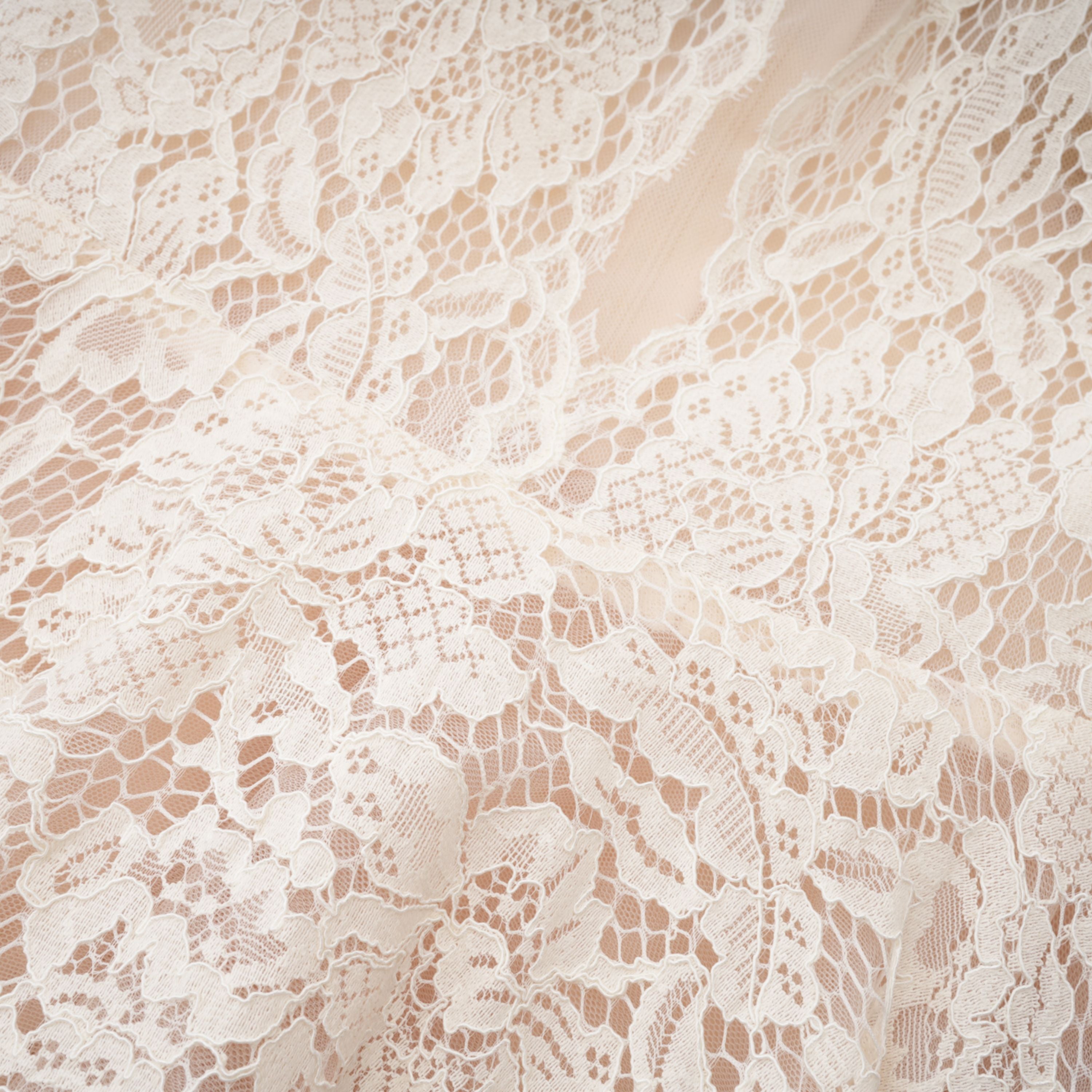 Oliana Maxikleid aus Elfenbeinfarbene Spitze