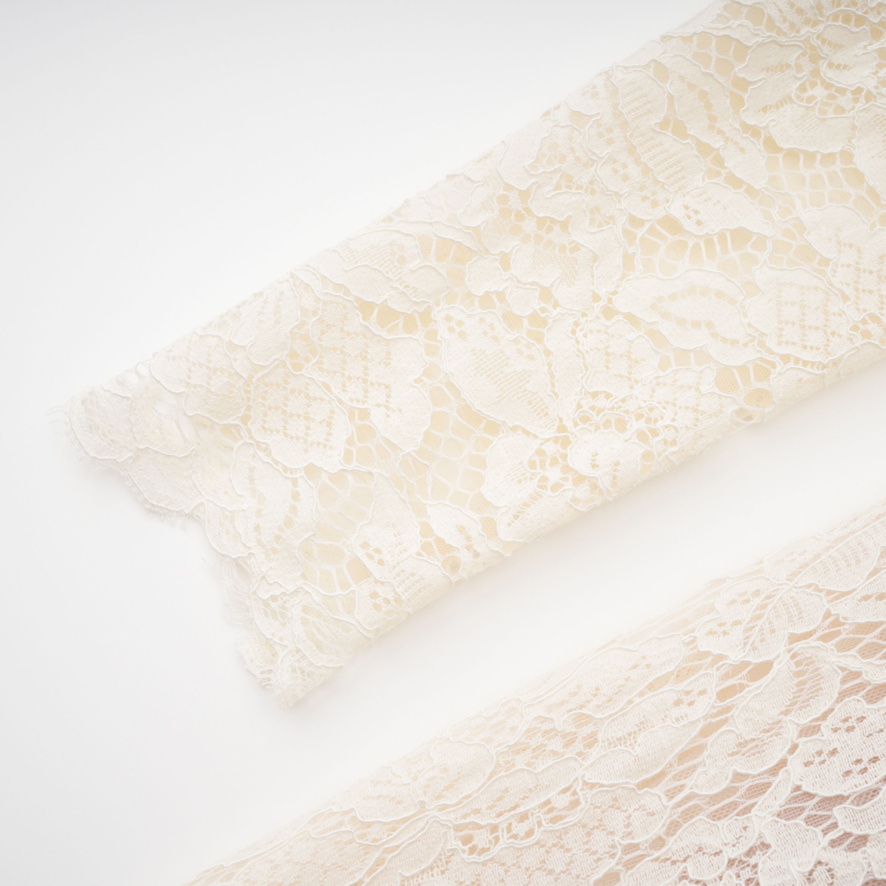 Oliana Maxikleid aus Elfenbeinfarbene Spitze