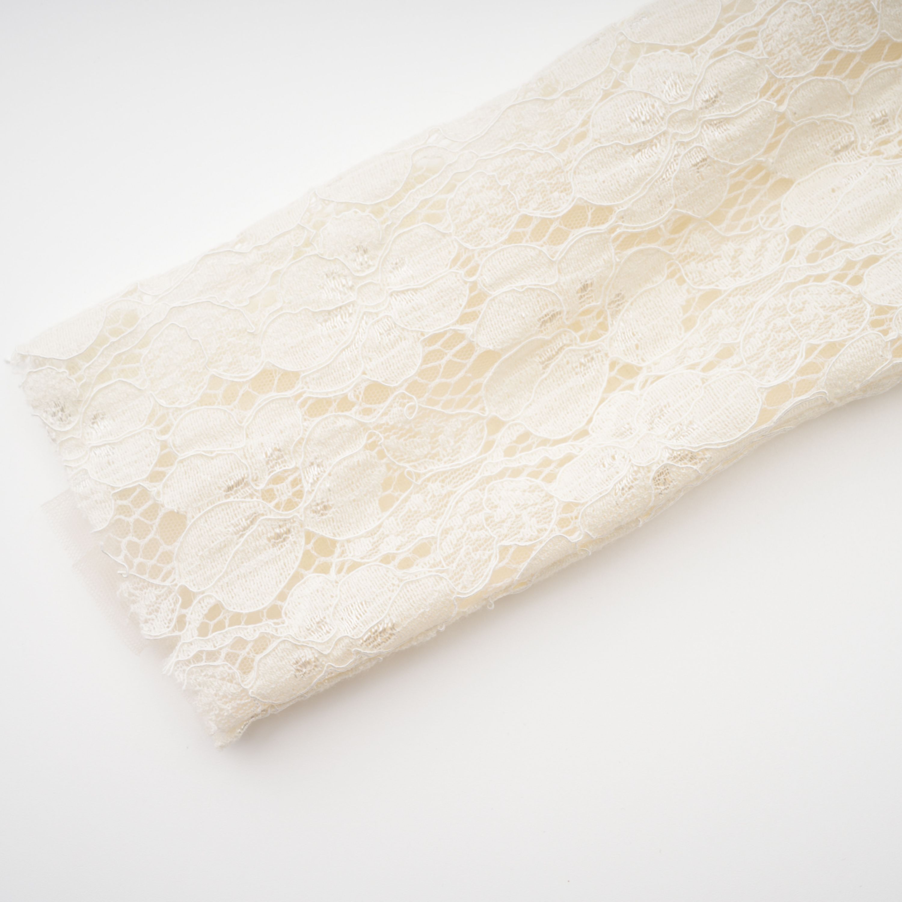 Celina Maxikleid aus weißer Spitze mit Korsett