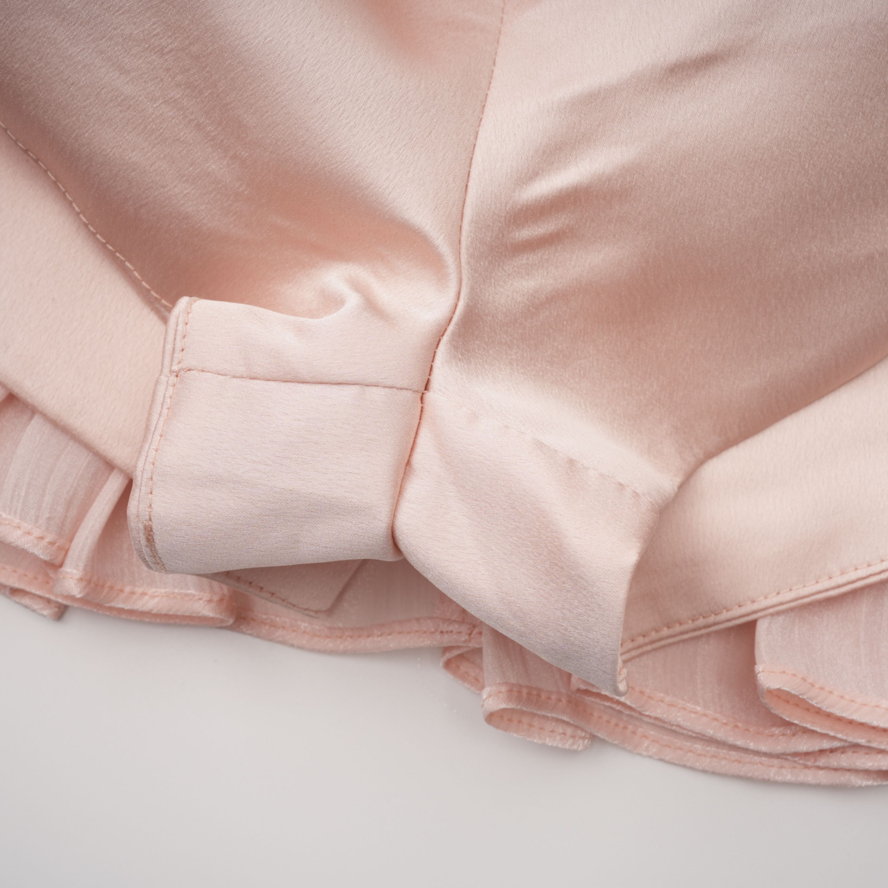 Bernice Pink Glänzendes Cape & Kleid Set