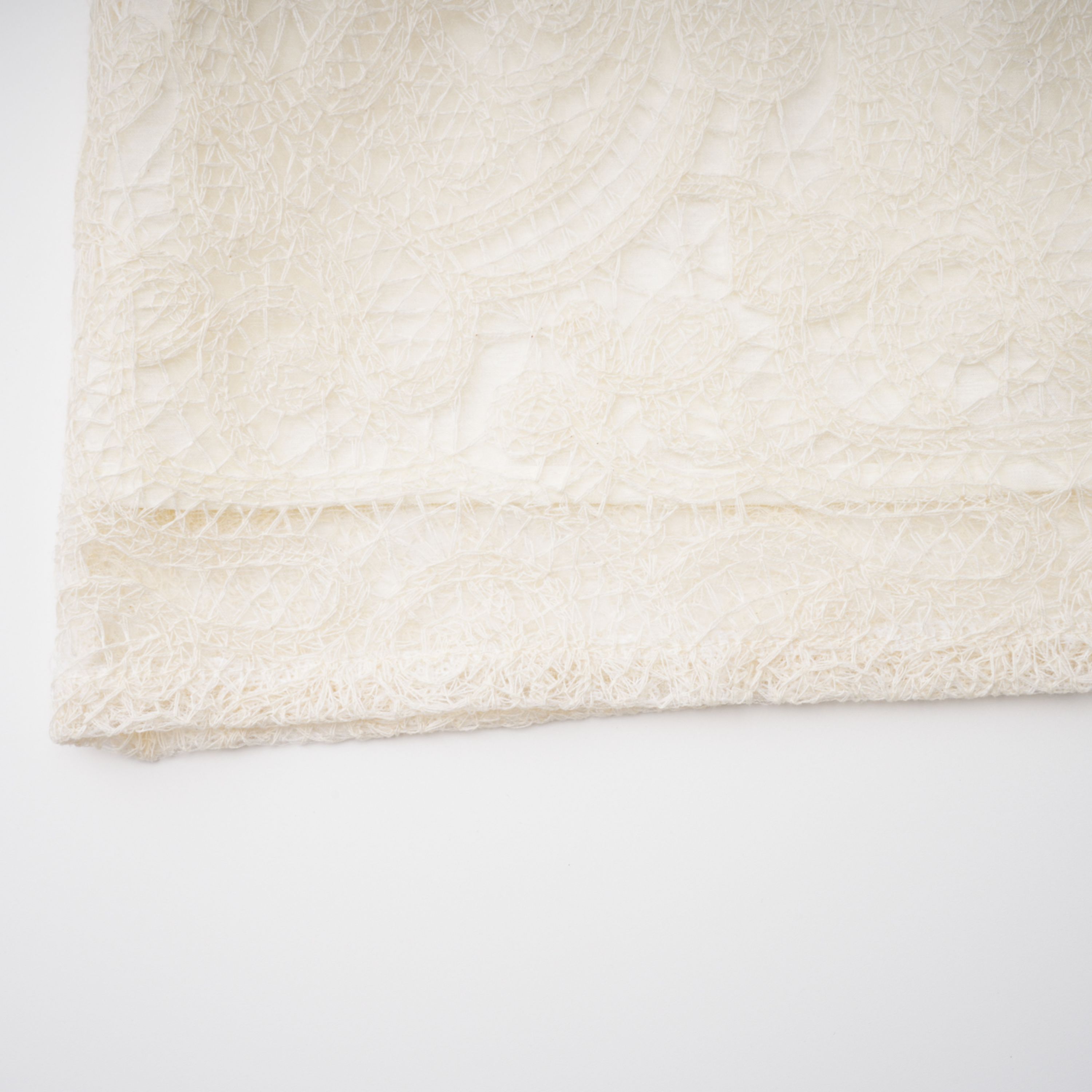 Weißes Spitzenblusen- und Rock-Set