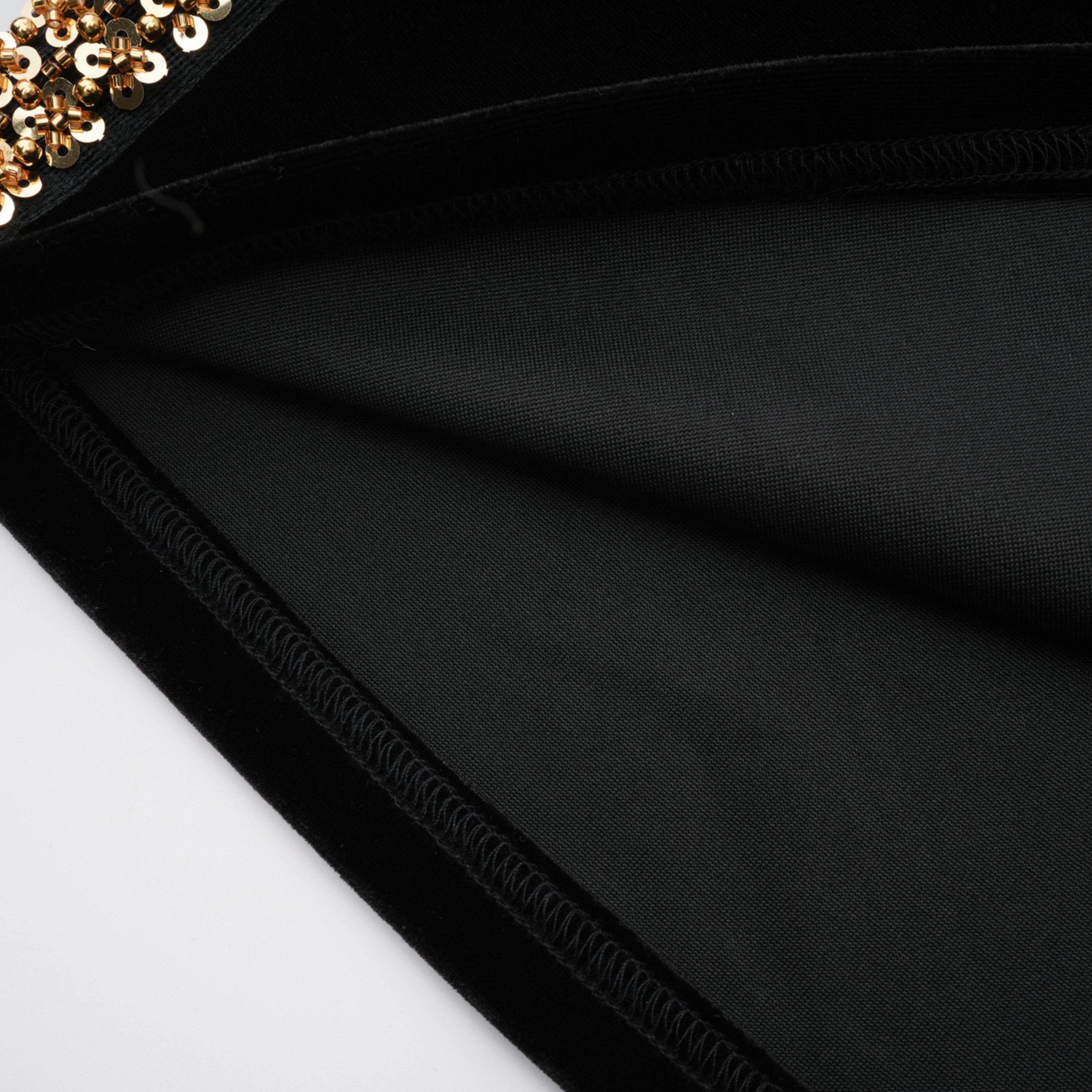 Verziertes Maxikleid aus Samt