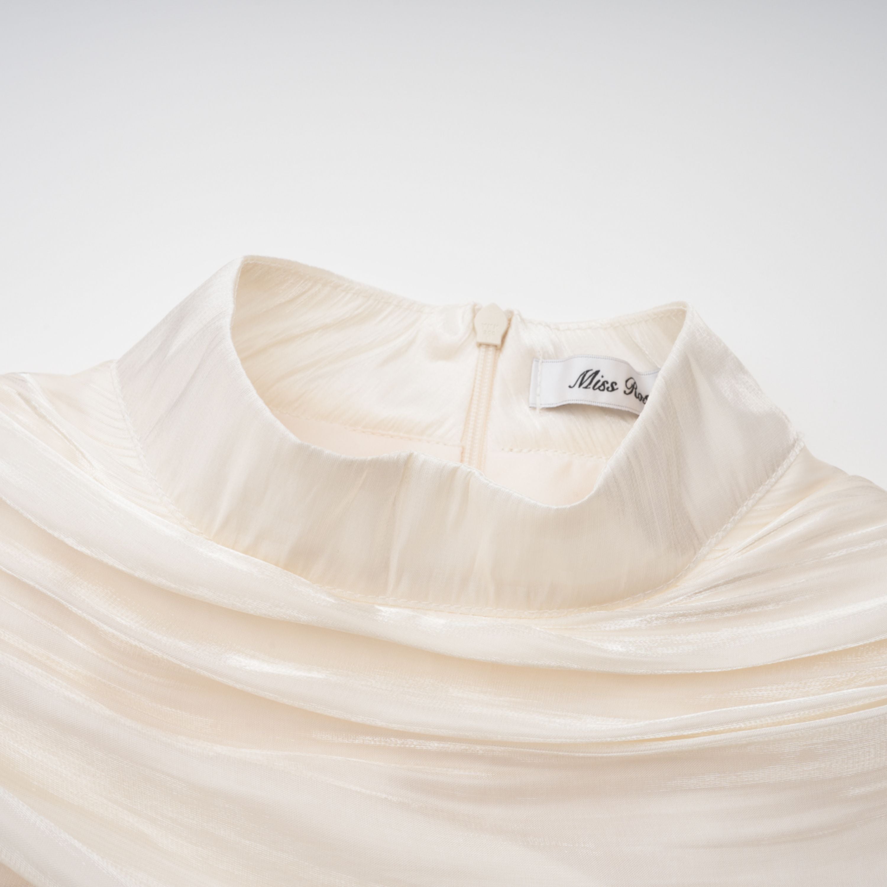 Gustave Neutraler Cape-Maxi-Rock mit Rüschen und Raffungen