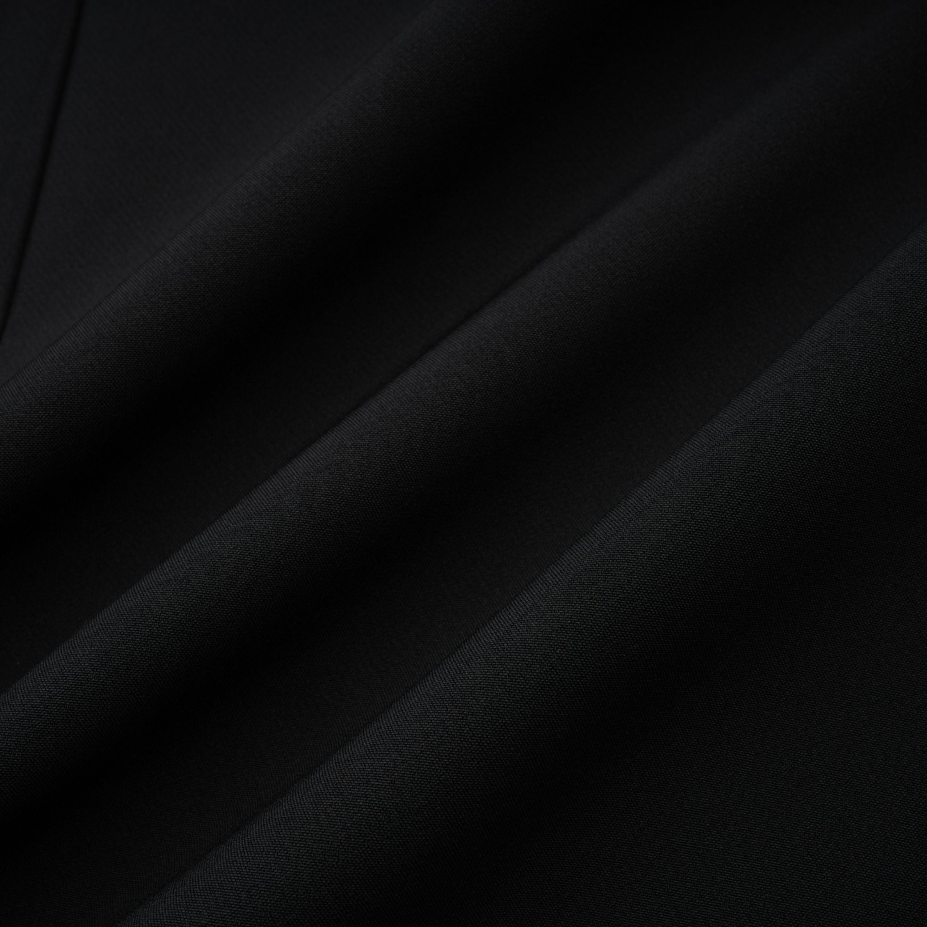 Maxikleid mit Spitzenärmeln