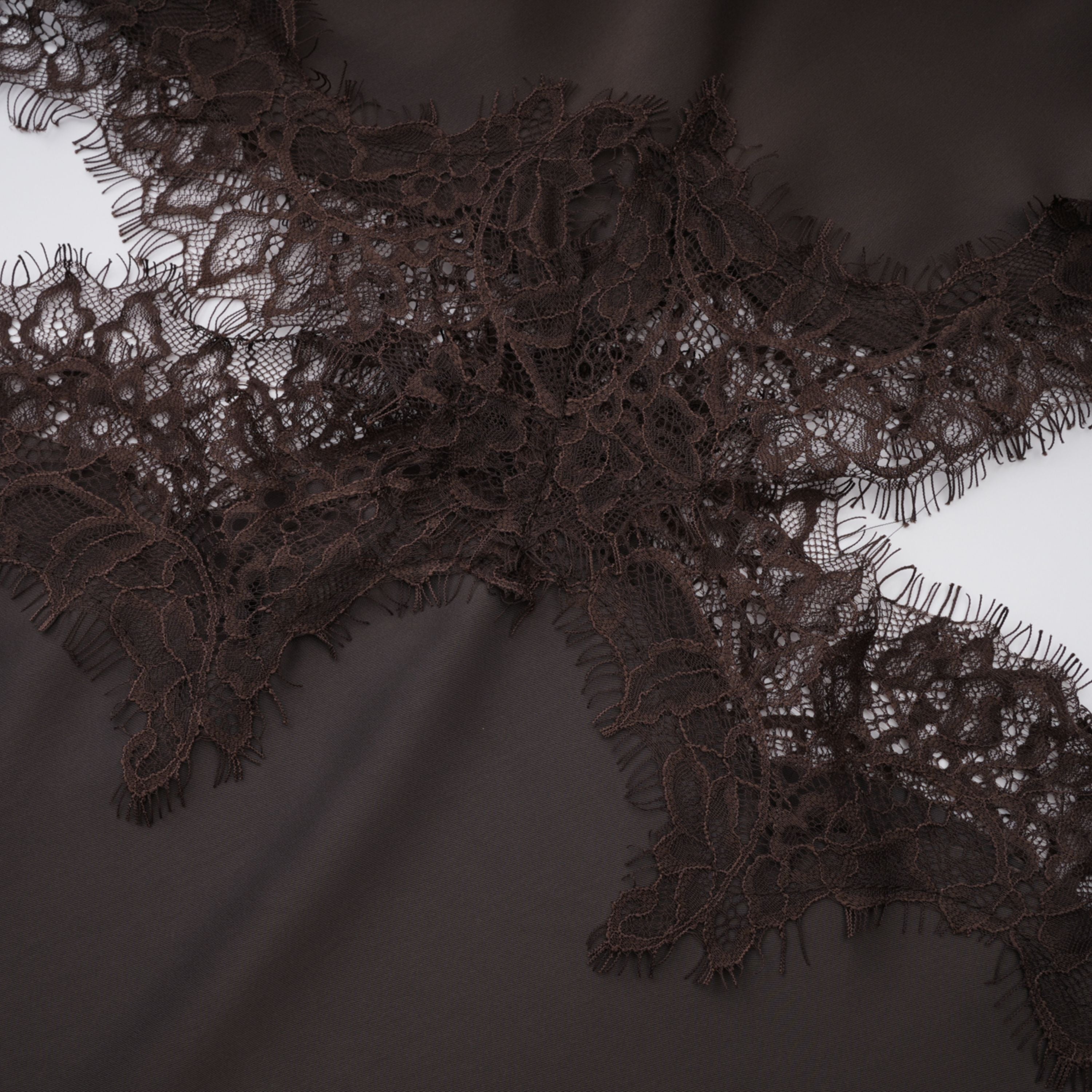 Henrik Brown Kleid mit Spitzenbesatz