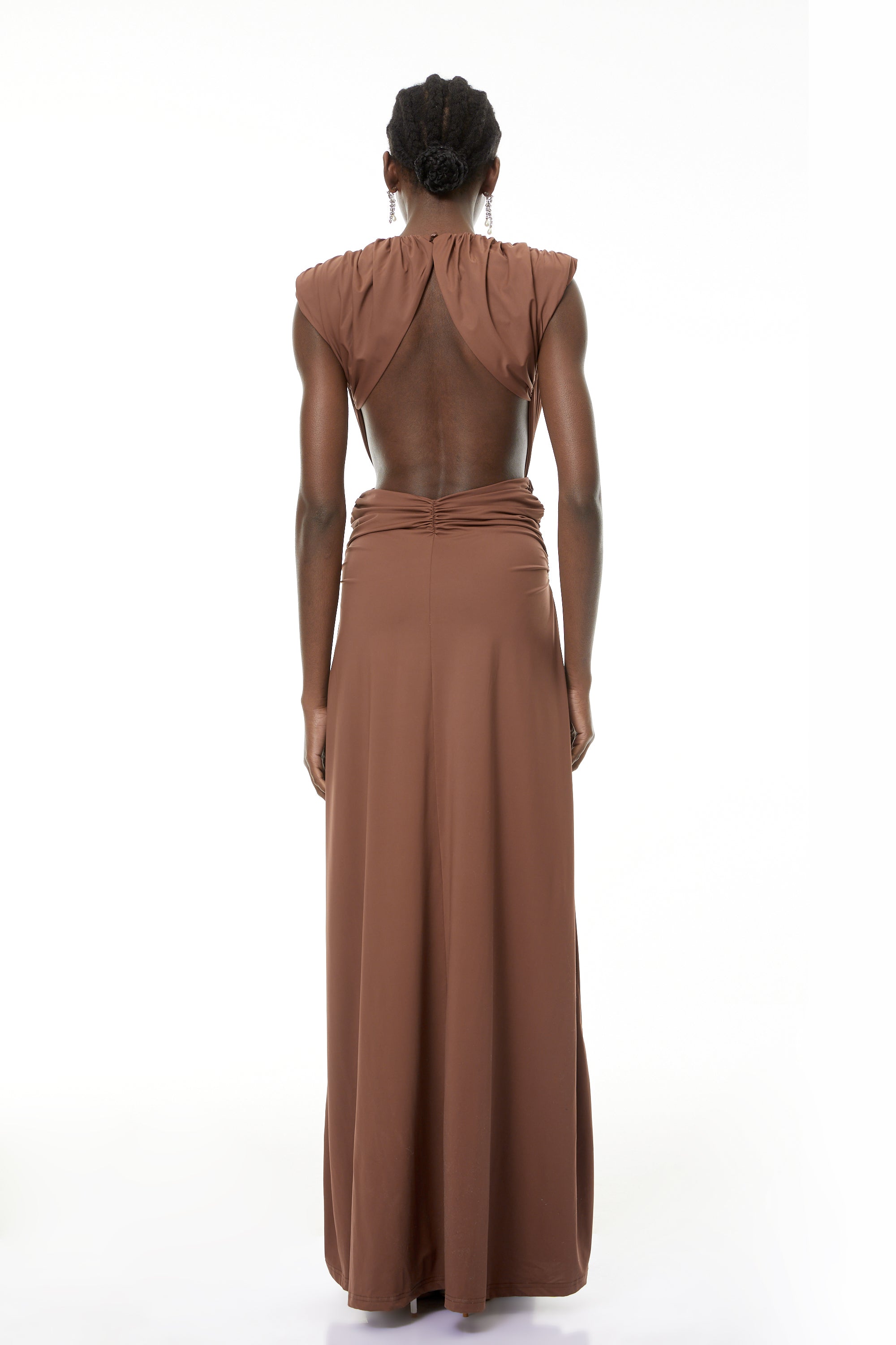 Else Brown Maxikleid mit tiefem V-Ausschnitt und gedrehtem Design