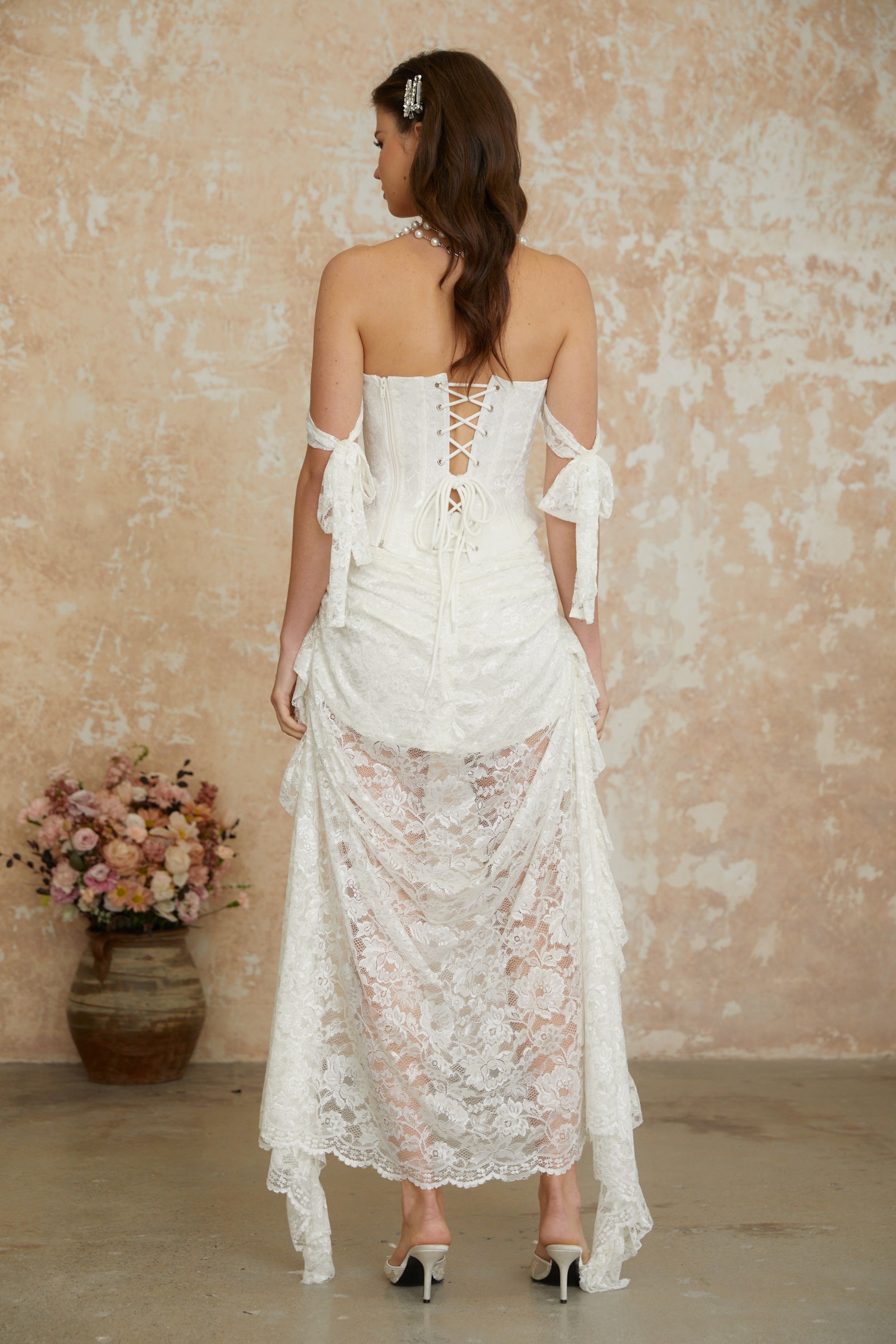 Garance Weißes Perlen-Blumen-Spitzenoberteil & Rock-Set