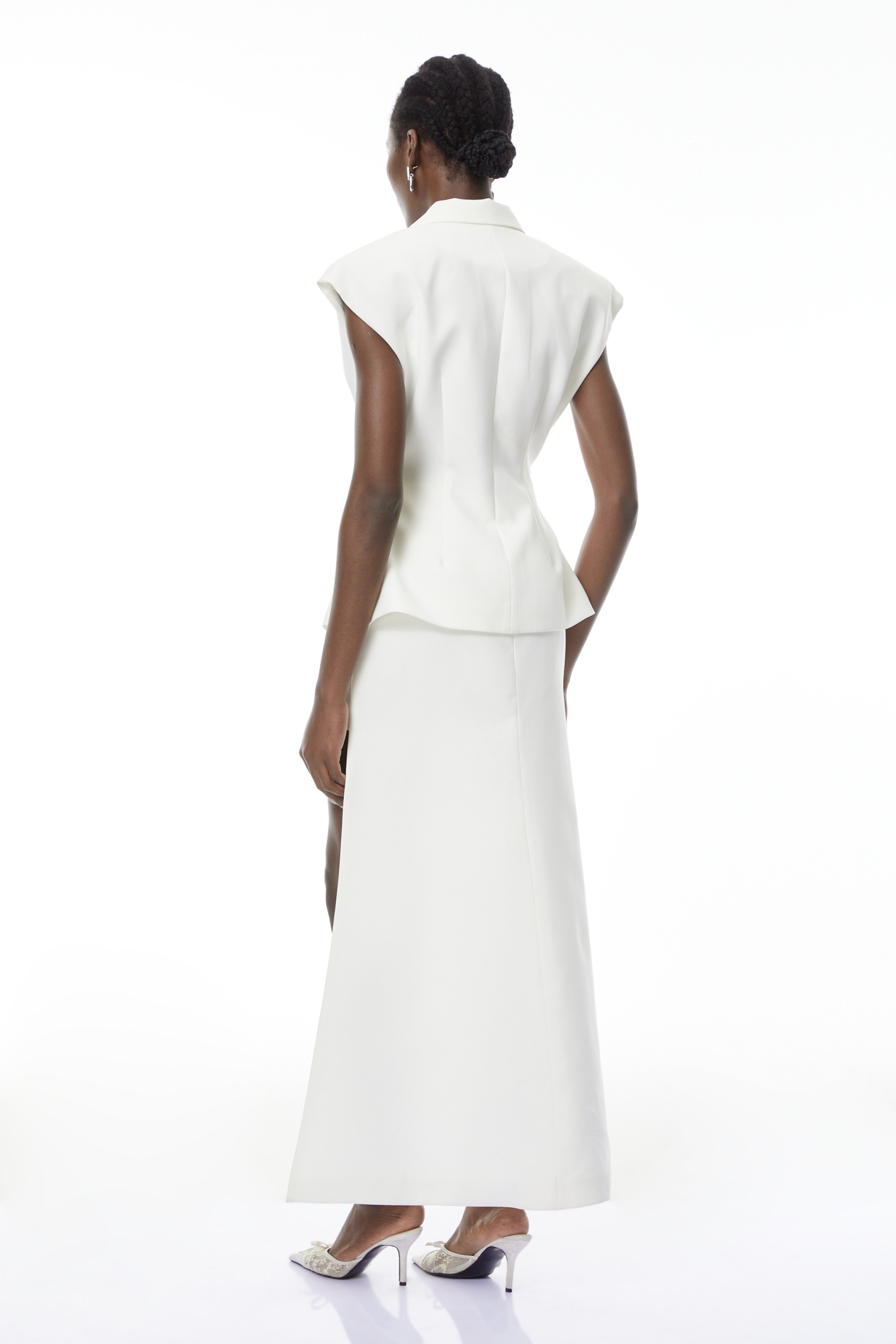 Grace White Asymmetrisches Blazer- und Rock-Set