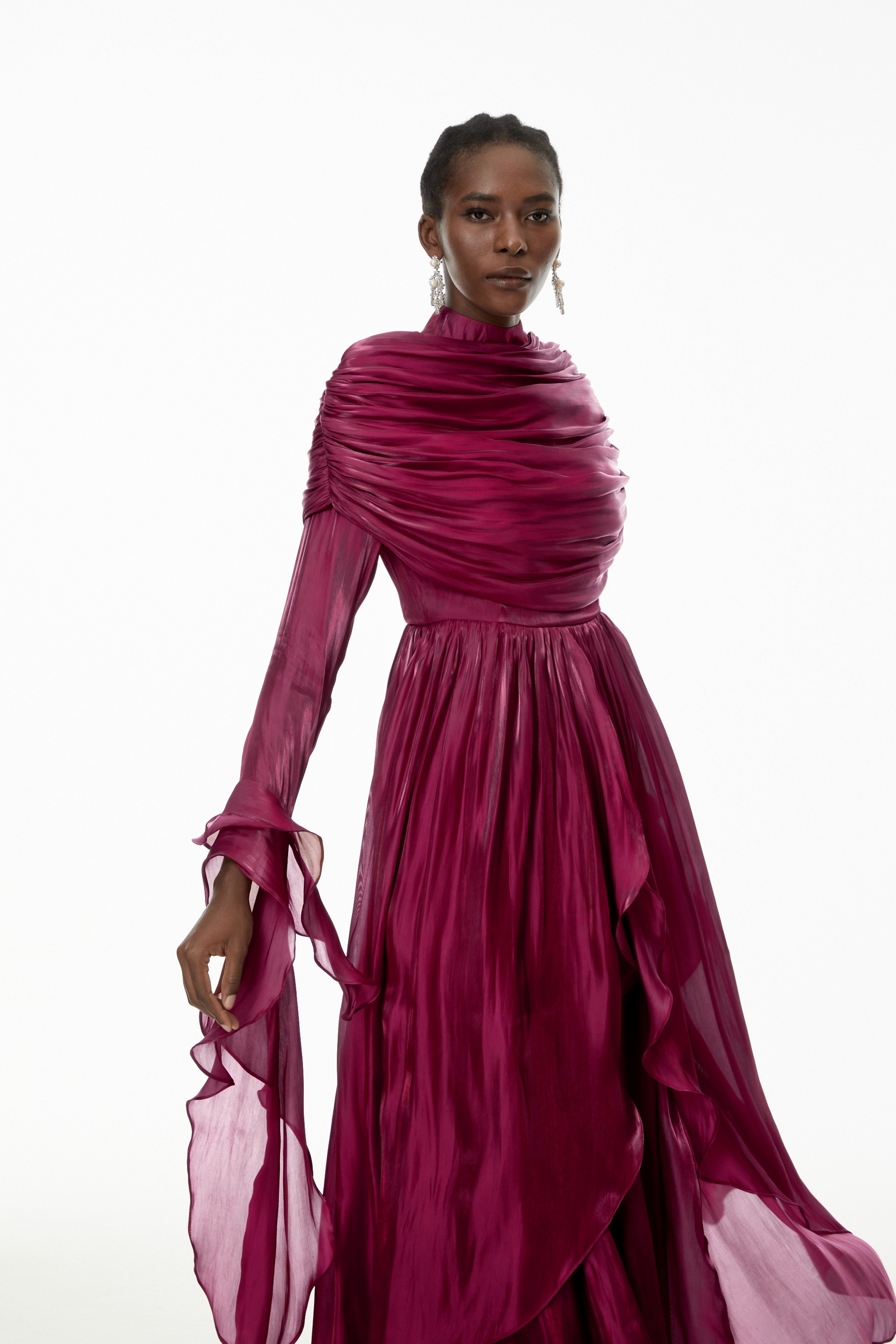 Gustave Burgundy Rüschen-Cape Maxikleid mit Rüschen