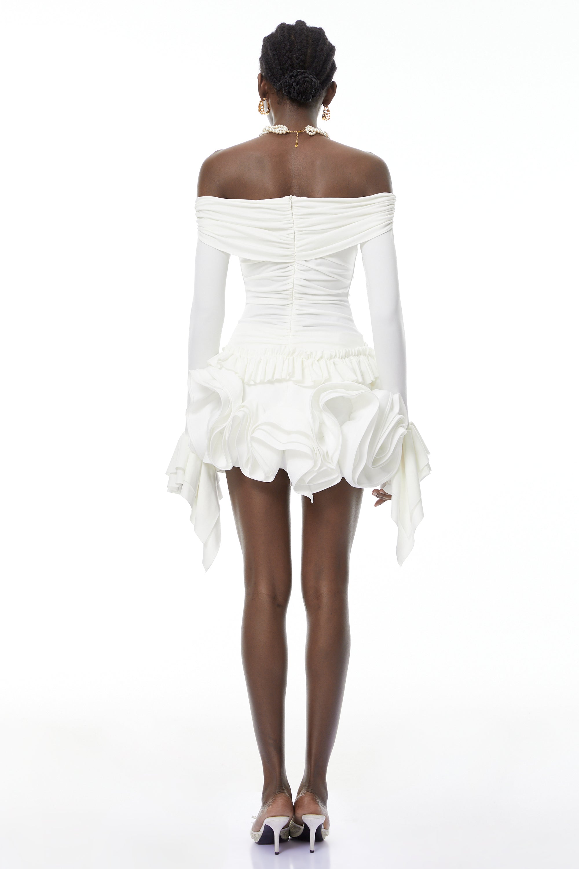 Vanessa Weißes Blusen- und Rock-Set mit 3D-Blütenblättern